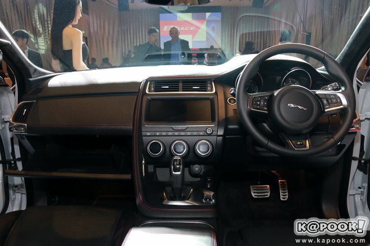 Jaguar E-PACE 2018 Jaguar E-PACE 2018