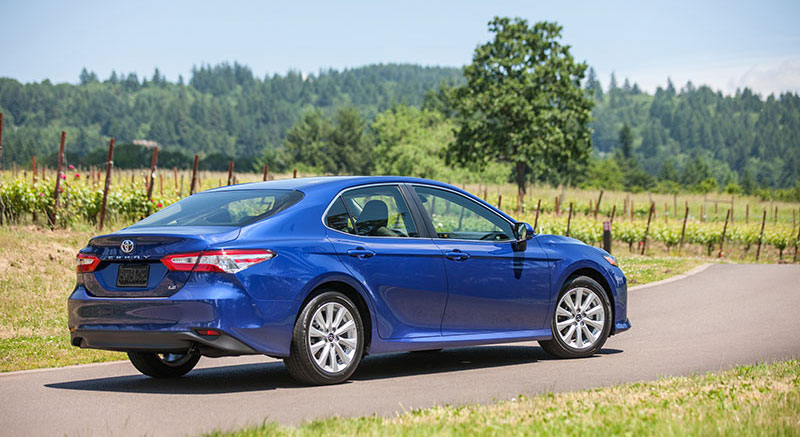 เทียบรุ่น Toyota Camry 2018 เทียบรุ่น Toyota Camry 2018