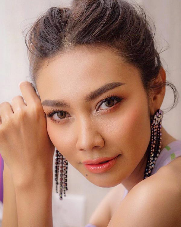 แก้ม วิชญาณี แก้ม วิชญาณี