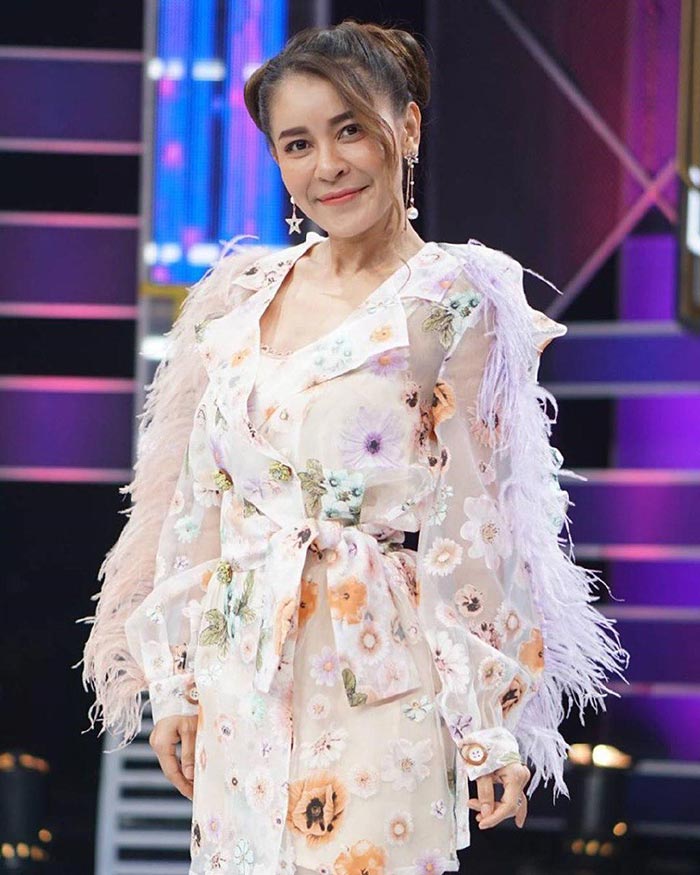 ดาราเปลี่ยนแปลงตัวเอง ดาราเปลี่ยนแปลงตัวเอง