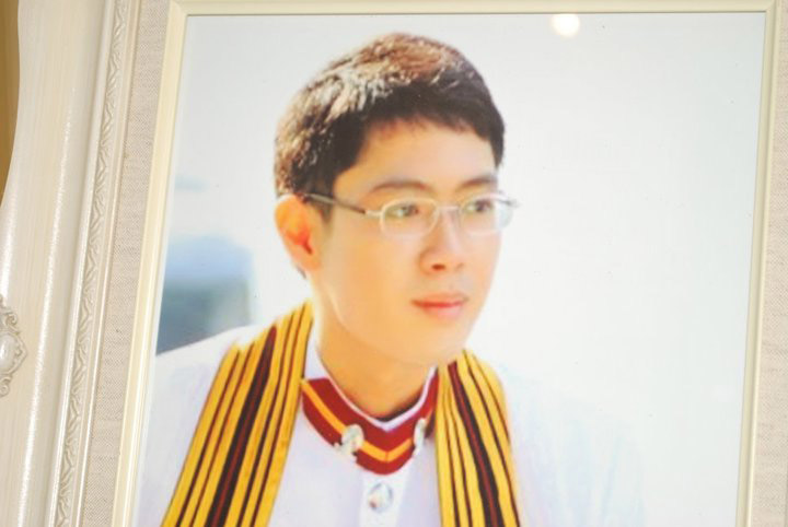 เหยื่อแพรวา 9 ศพ เหยื่อแพรวา 9 ศพ