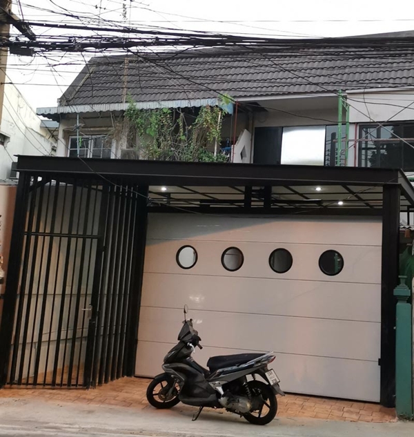 รีโนเวททาวน์เฮ้าส์เก่า 30 ปี รีโนเวททาวน์เฮ้าส์เก่า 30 ปี
