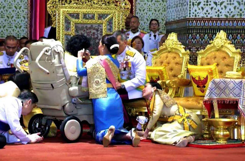 ภาพปลื้มปีติ ภาพปลื้มปีติ