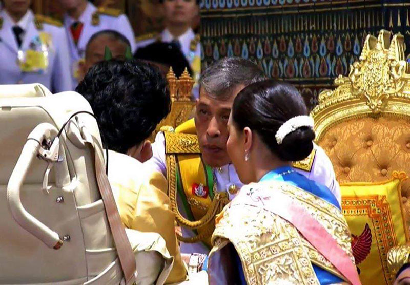ภาพปลื้มปีติ ภาพปลื้มปีติ