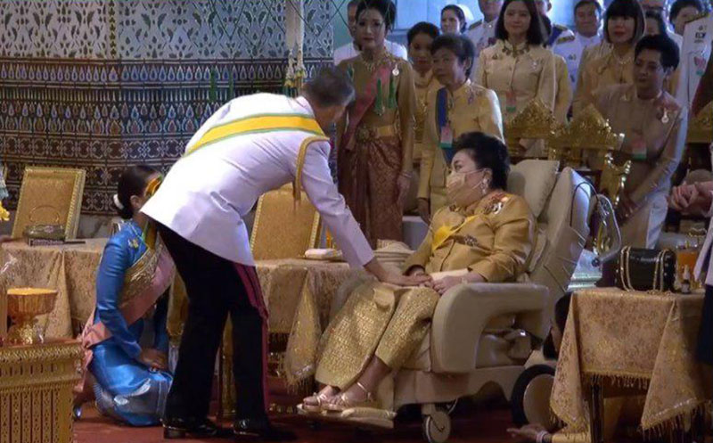 พระบาทสมเด็จพระเจ้าอยู่หัว พระบาทสมเด็จพระเจ้าอยู่หัว