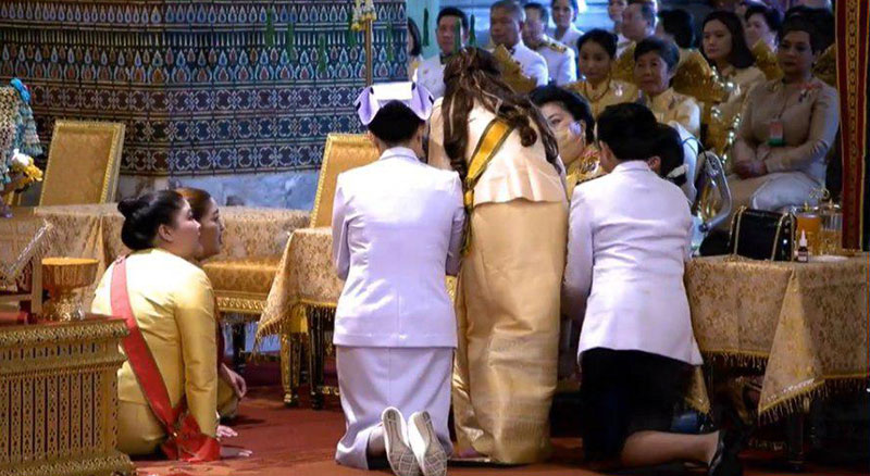 พระบาทสมเด็จพระเจ้าอยู่หัว พระบาทสมเด็จพระเจ้าอยู่หัว