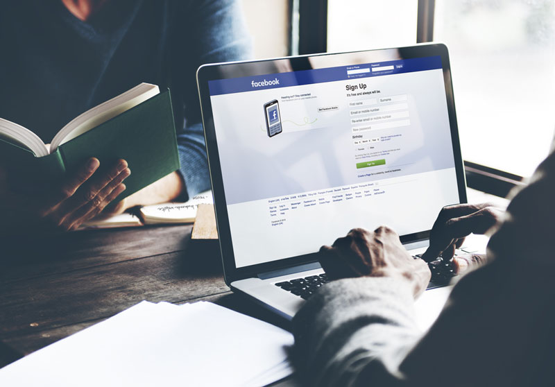 วิธีจีบสาวบน Facebook วิธีจีบสาวบน Facebook