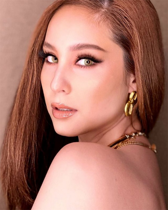 ขวัญ อุษามณี ขวัญ อุษามณี