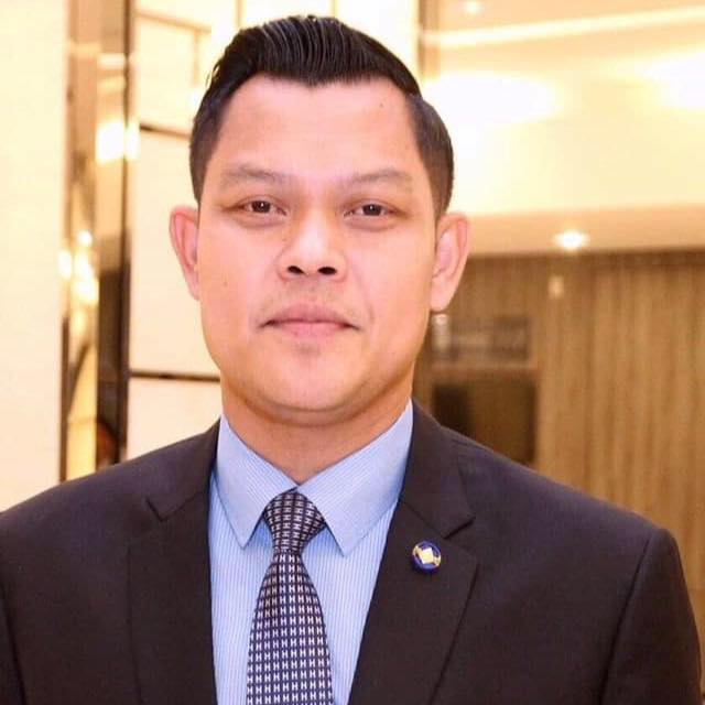 โฆษก พปชร. ฟาดปาก ฟลุค วิจารณ์รัฐ โฆษก พปชร. ฟาดปาก ฟลุค วิจารณ์รัฐ