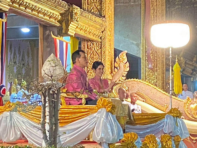 ในหลวง เจ้าคุณพระ ในหลวง เจ้าคุณพระ