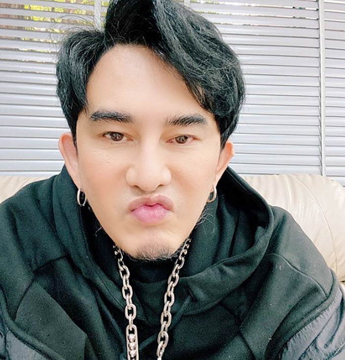 ลีน่า จัง ลีน่า จัง