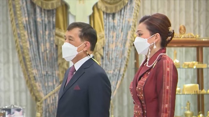 ในหลวง - พระราชินี ในหลวง - พระราชินี
