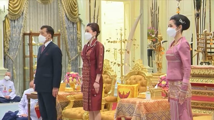 ในหลวง - พระราชินี ในหลวง - พระราชินี