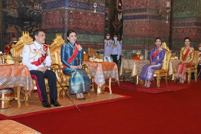 ในหลวง - พระราชินี ในหลวง - พระราชินี