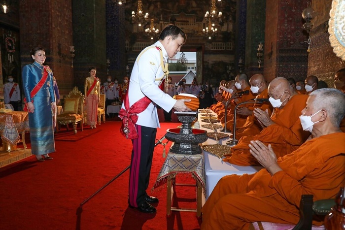 ในหลวง - พระราชินี ในหลวง - พระราชินี