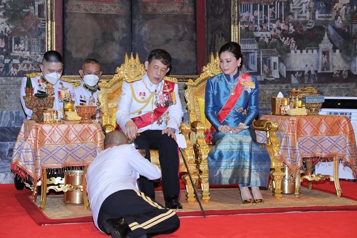 ในหลวง - พระราชินี ในหลวง - พระราชินี