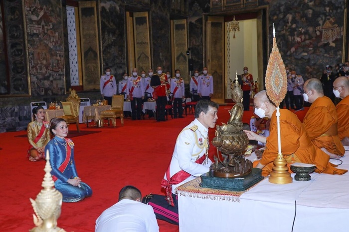 ในหลวง - พระราชินี ในหลวง - พระราชินี