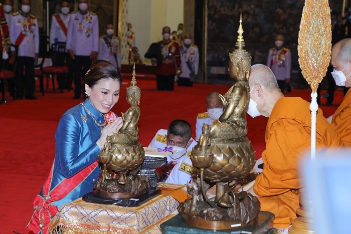 ในหลวง - พระราชินี ในหลวง - พระราชินี