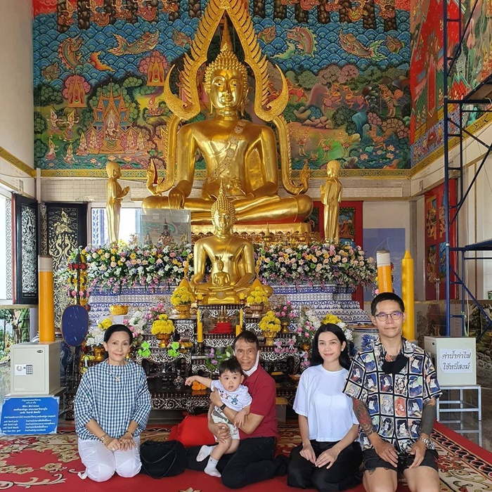 อี๊ฟ พุทธิดา อี๊ฟ พุทธิดา