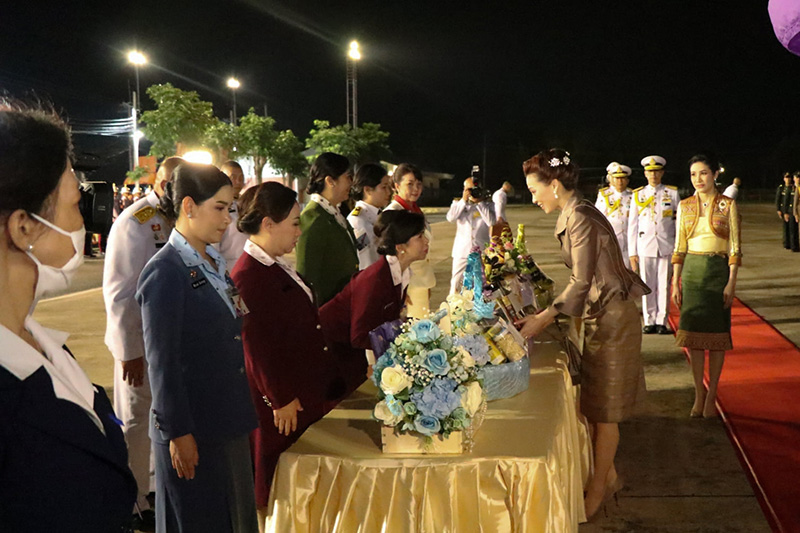 ในหลวง - พระราชินี ในหลวง - พระราชินี