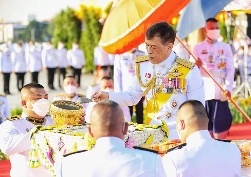 ในหลวง - พระราชินี เสด็จฯ วางศิลาฤกษ์พระบรมราชานุสาวรีย์ รัชกาลที่ 9 ในหลวง - พระราชินี เสด็จฯ วางศิลาฤกษ์พระบรมราชานุสาวรีย์ รัชกาลที่ 9