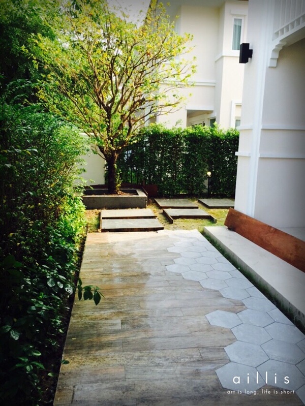จัดสวนหน้าบ้านเล็ก ๆ จัดสวนหน้าบ้านเล็ก ๆ