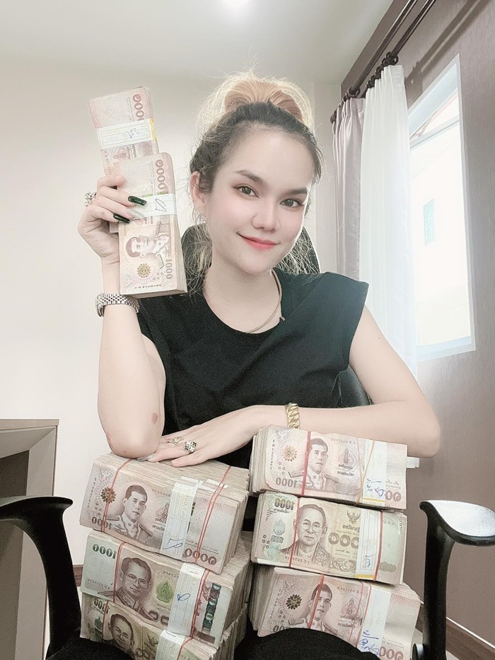 แม่น้ำหนึ่ง แม่น้ำหนึ่ง