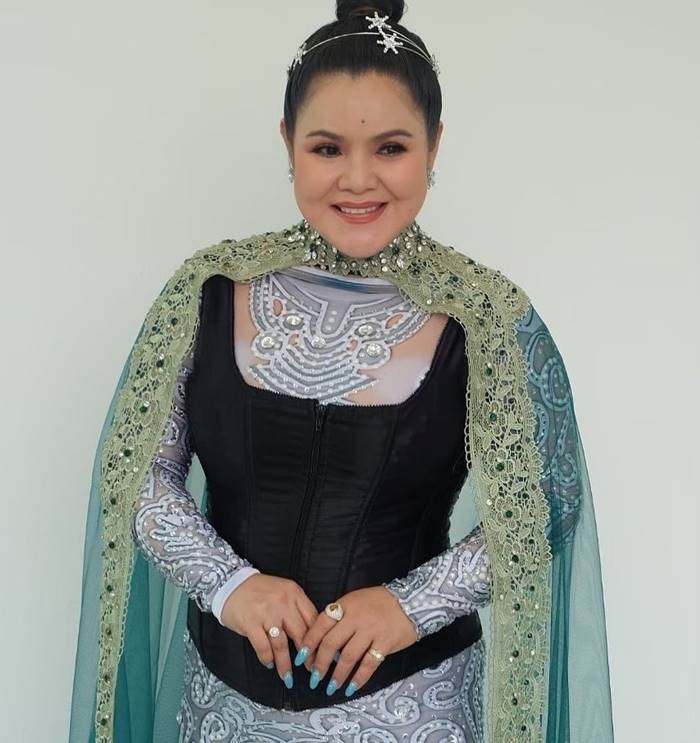 ฮาย อาภาพร ถูกหวยเป็นแสน ฮาย อาภาพร ถูกหวยเป็นแสน