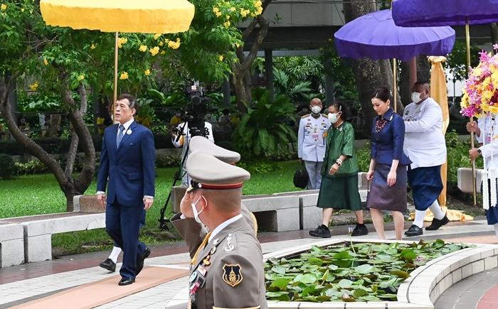ในหลวง - พระราชินี ในหลวง - พระราชินี