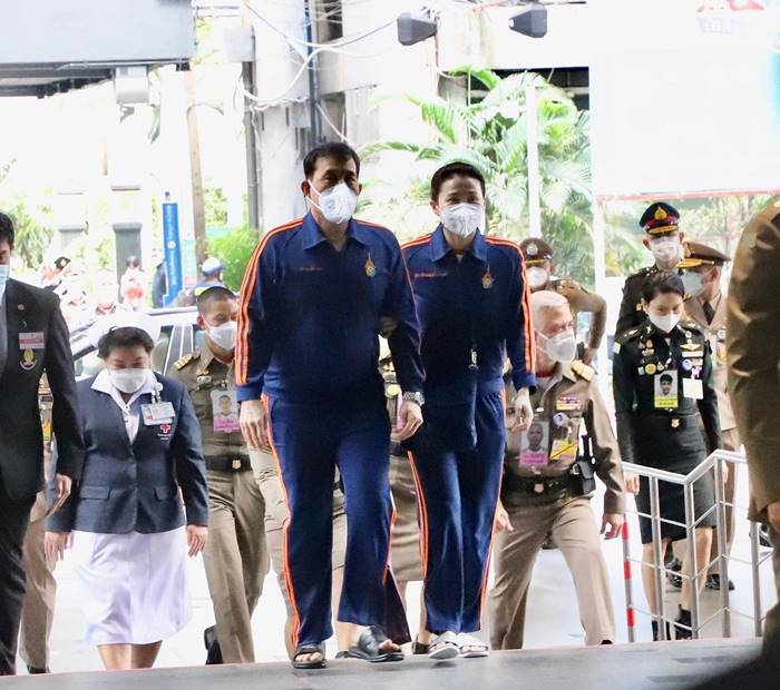 ในหลวง, พระราชินี ในหลวง, พระราชินี