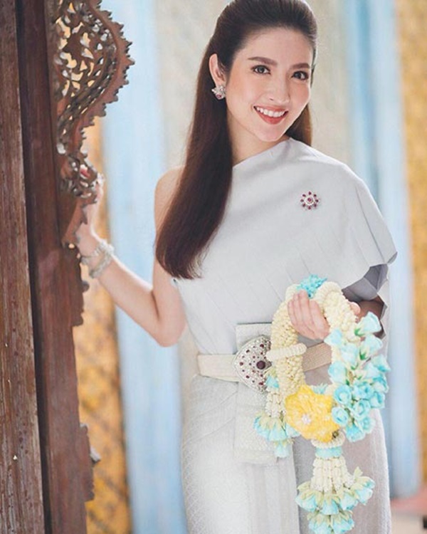 แอฟ ทักษอร แอฟ ทักษอร