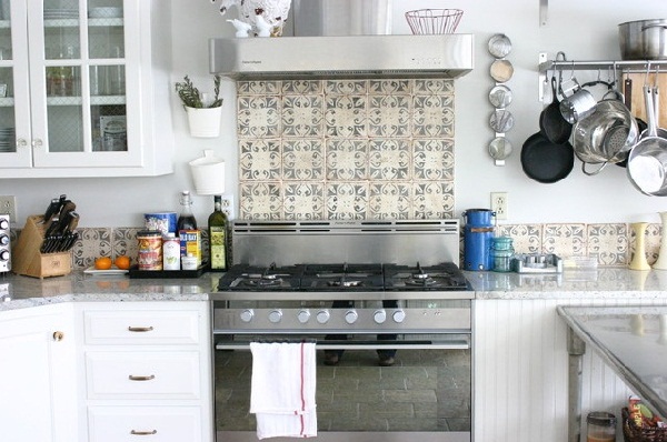 20 Backsplash ในห้องครัว ช่วยกันน้ำมันกระเด็น