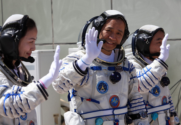 จีนเตรียมส่งนักบินอวกาศหญิงคนที่ 2 ท่องอวกาศ กับยานเสิ่นโจว 10