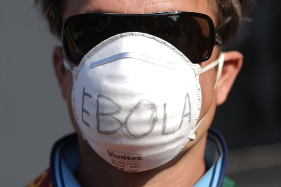อีโบลายังวิกฤต แพทย์อิตาลีติดเชื้อเป็นรายแรก