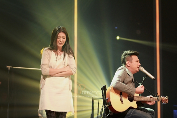 โฟกัส จีระกุล กับซีนอารมณ์เศร้า ๆ บนเวที The Voice 2 โฟกัส จีระกุล กับซีนอารมณ์เศร้า ๆ บนเวที The Voice 2