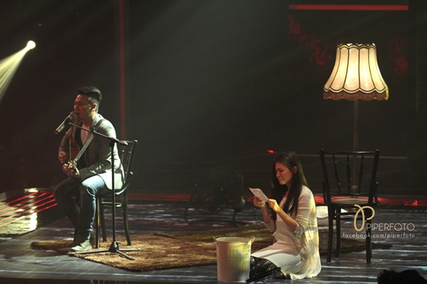 โฟกัส จีระกุล กับซีนอารมณ์เศร้า ๆ บนเวที The Voice 2 โฟกัส จีระกุล กับซีนอารมณ์เศร้า ๆ บนเวที The Voice 2
