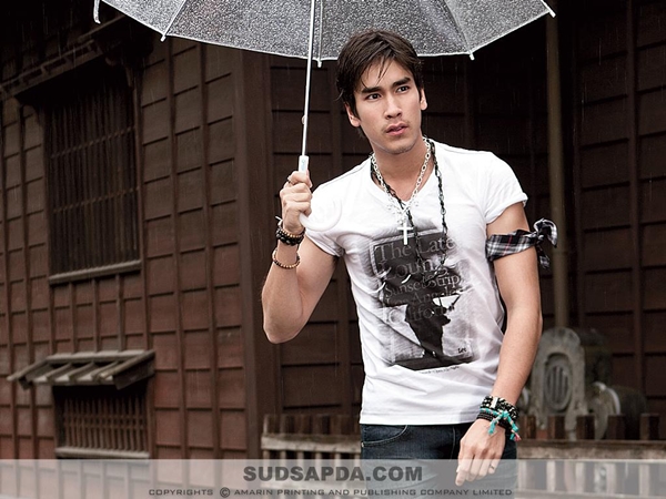 ณเดชน์ คูกิมิยะ