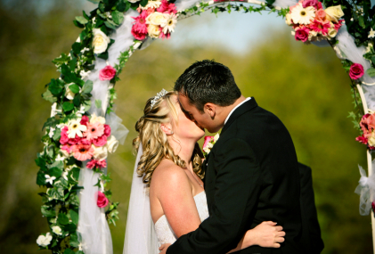 บทความความรัก 16 วิธี รักษาชีวิตหลังแต่งงาน ให้คงความสุขเสมอ