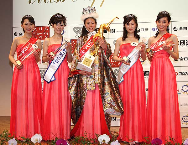 เกาหลีใต้ วิจารณ์ผู้เข้าประกวด มิสเจแปน 2013 หน้าตาน่าเกลียด เกาหลีใต้ วิจารณ์ผู้เข้าประกวด มิสเจแปน 2013 หน้าตาน่าเกลียด