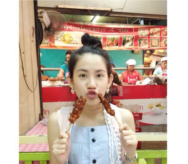 พลอย ภัทรากร ตั้งศุภกุล พลอย ภัทรากร ตั้งศุภกุล
