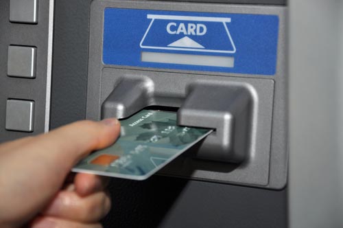 แบงก์ชาติ เตรียมติดไมโครชิพ ตู้ ATM ทั่วประเทศ ภายในปี 58