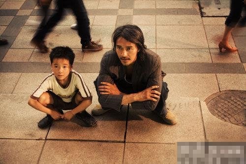ซูเจียว รับบท ลูกชาย โจวซิงฉือ ในหนังเรื่อง CJ7