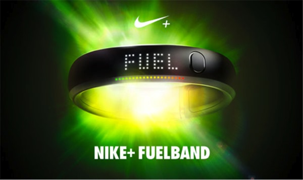 สายรัดข้อมือสุดไฮเทค Nike 