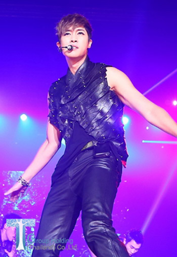Concert Kim Hyun Joong World Tour In Bangkok ฟินสมใจแฟนคลับ Concert Kim Hyun Joong World Tour In Bangkok ฟินสมใจแฟนคลับ