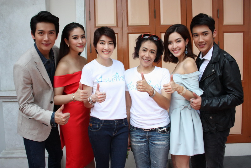 เรื่องย่อละคร ฝันเฟื่อง เรื่องย่อละคร ฝันเฟื่อง