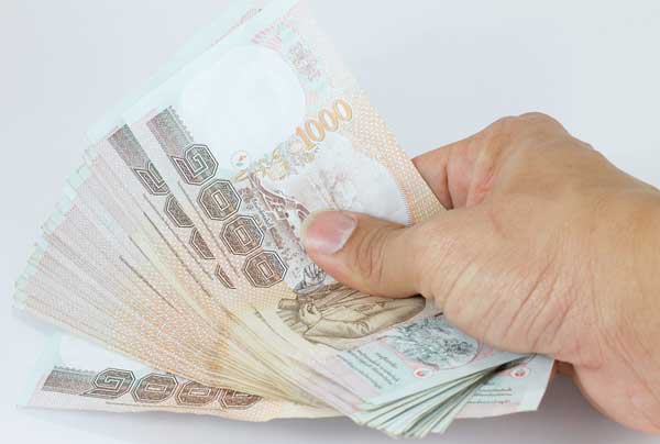 10 สัญญาณเตือน ใช้จ่ายเงินเกินจำเป็น 10 สัญญาณเตือน ใช้จ่ายเงินเกินจำเป็น