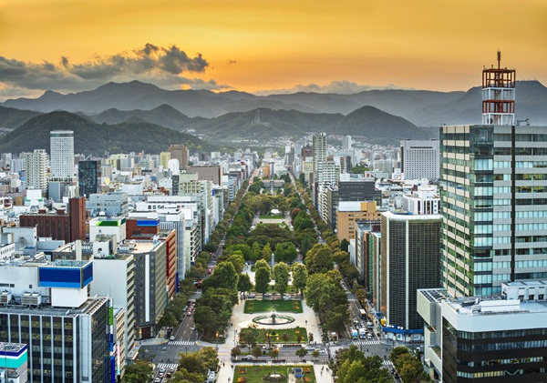 สวนโอโดริ (Odori Park)