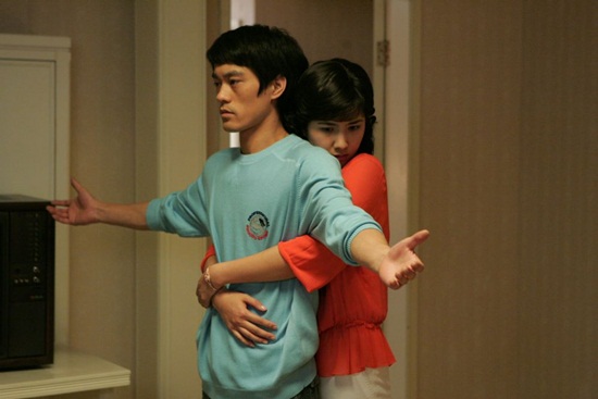 บรู๊ซ ลี ตำนานนักสู้สะท้านโลก บรู๊ซ ลี ตำนานนักสู้สะท้านโลก