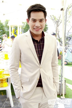 นางสาวทองสร้อย นางสาวทองสร้อย
