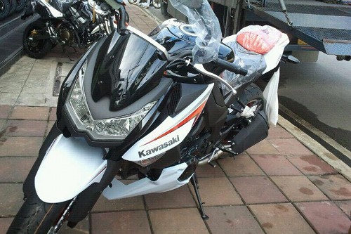   2013 Kawasaki z1000